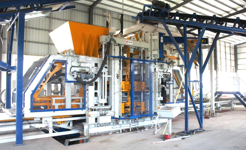 Quangong ईंट मेशिनहरूले दक्षिण चीनमा आफ्नो छाप बनाउँछन् - एक मेसिनद्वारा ह्यान्डल गरिएको इँटा र हिराको आकारको ईंटहरू